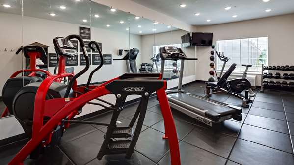 Fitness/ Exercise Room - Best Western Worlds of Fun Inn & Suites Kansas City