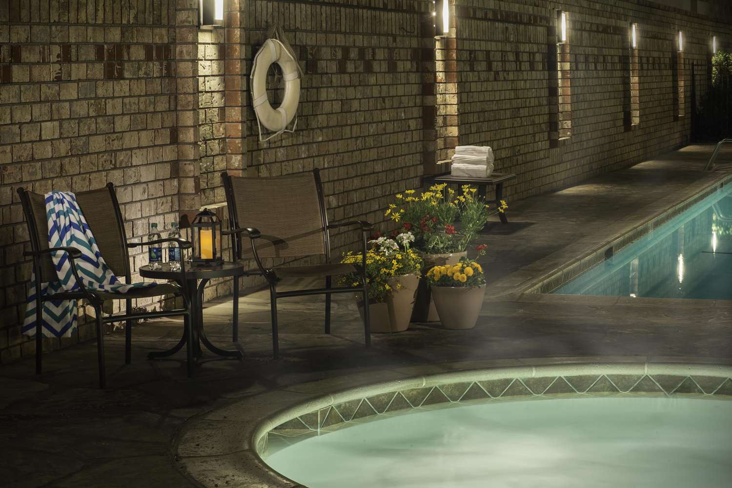 Creekside Inn CA See Discounts