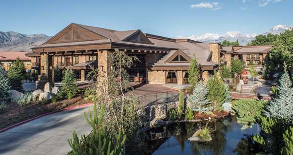 Exterior view - Creekside Inn Bishop