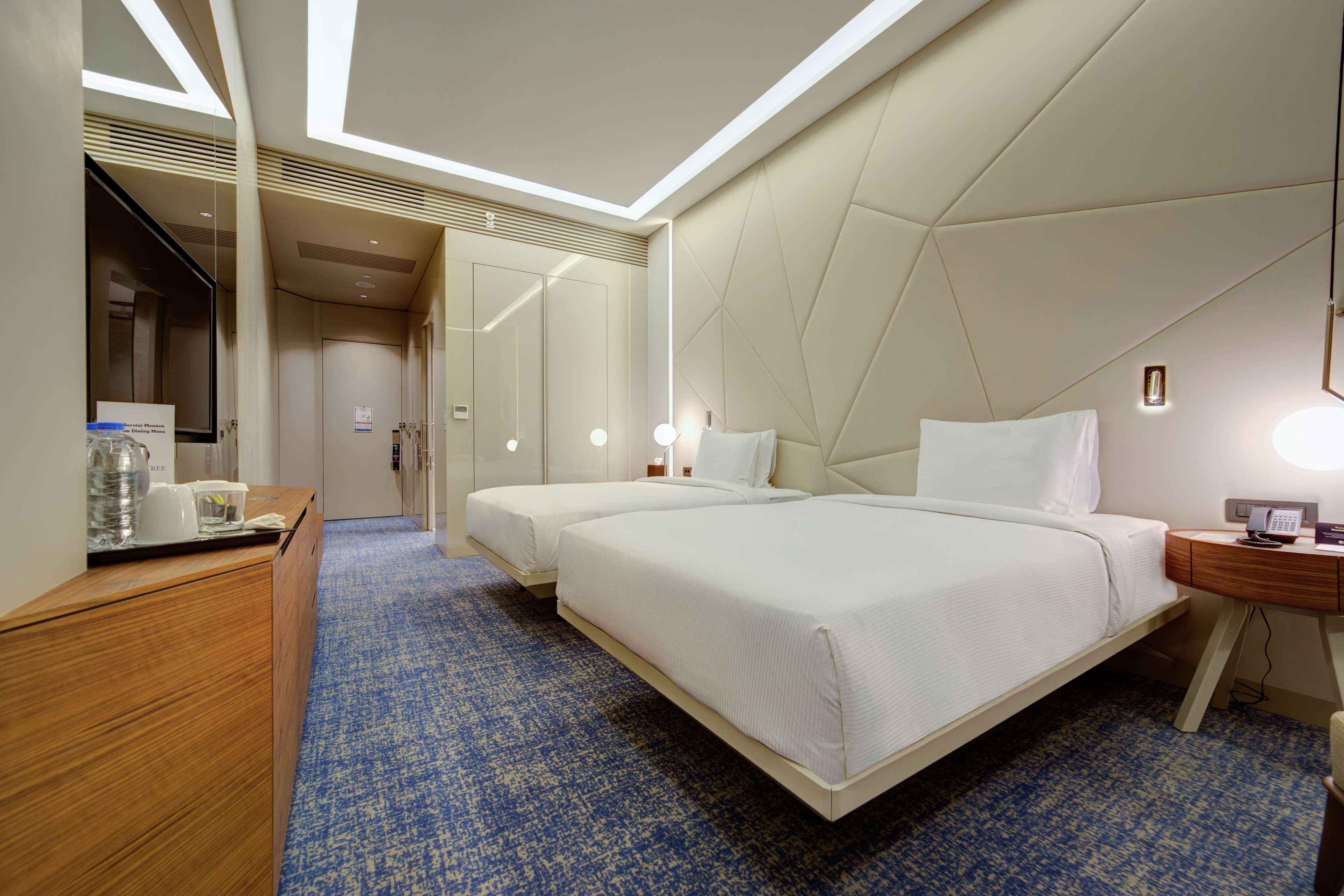 Doubletree By Hilton Adana Room Type - KING FAMILY GUEST ROOM