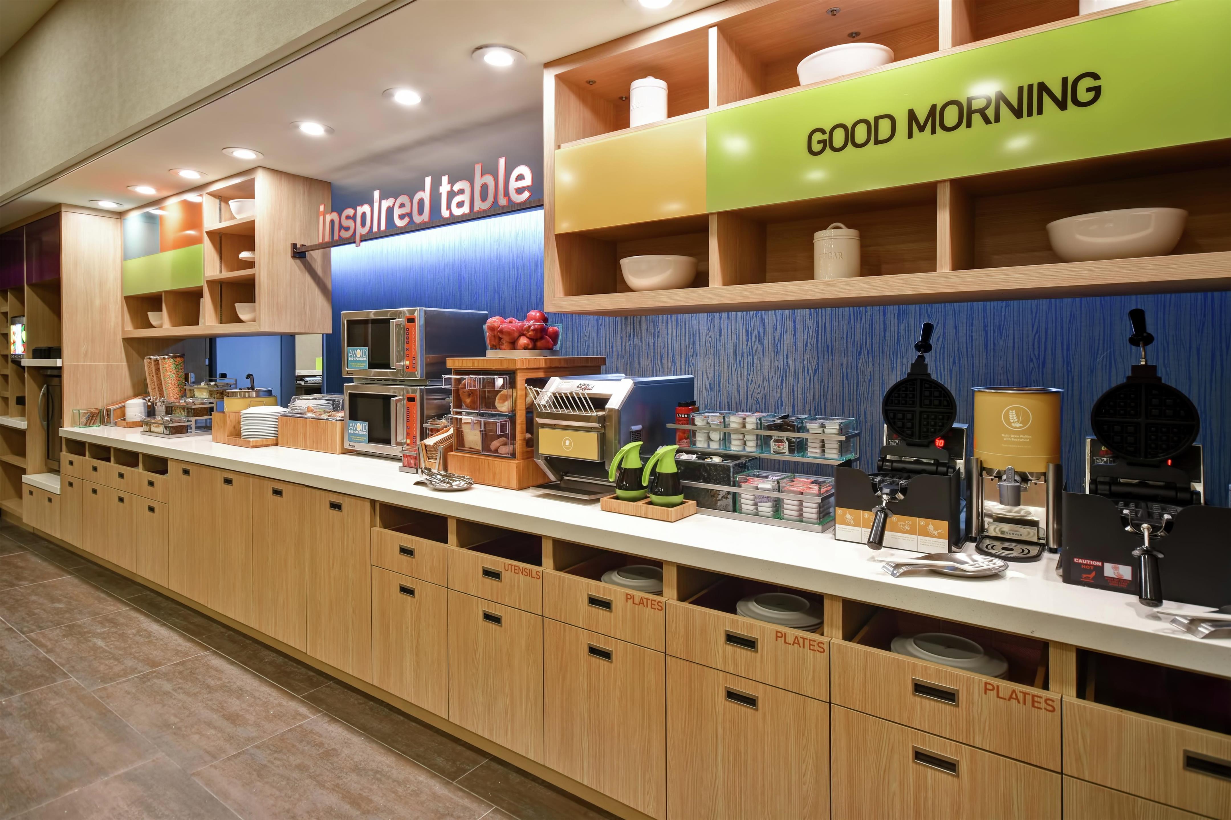 Breakfast Area | Home2 Suites by Hilton Jekyll Island