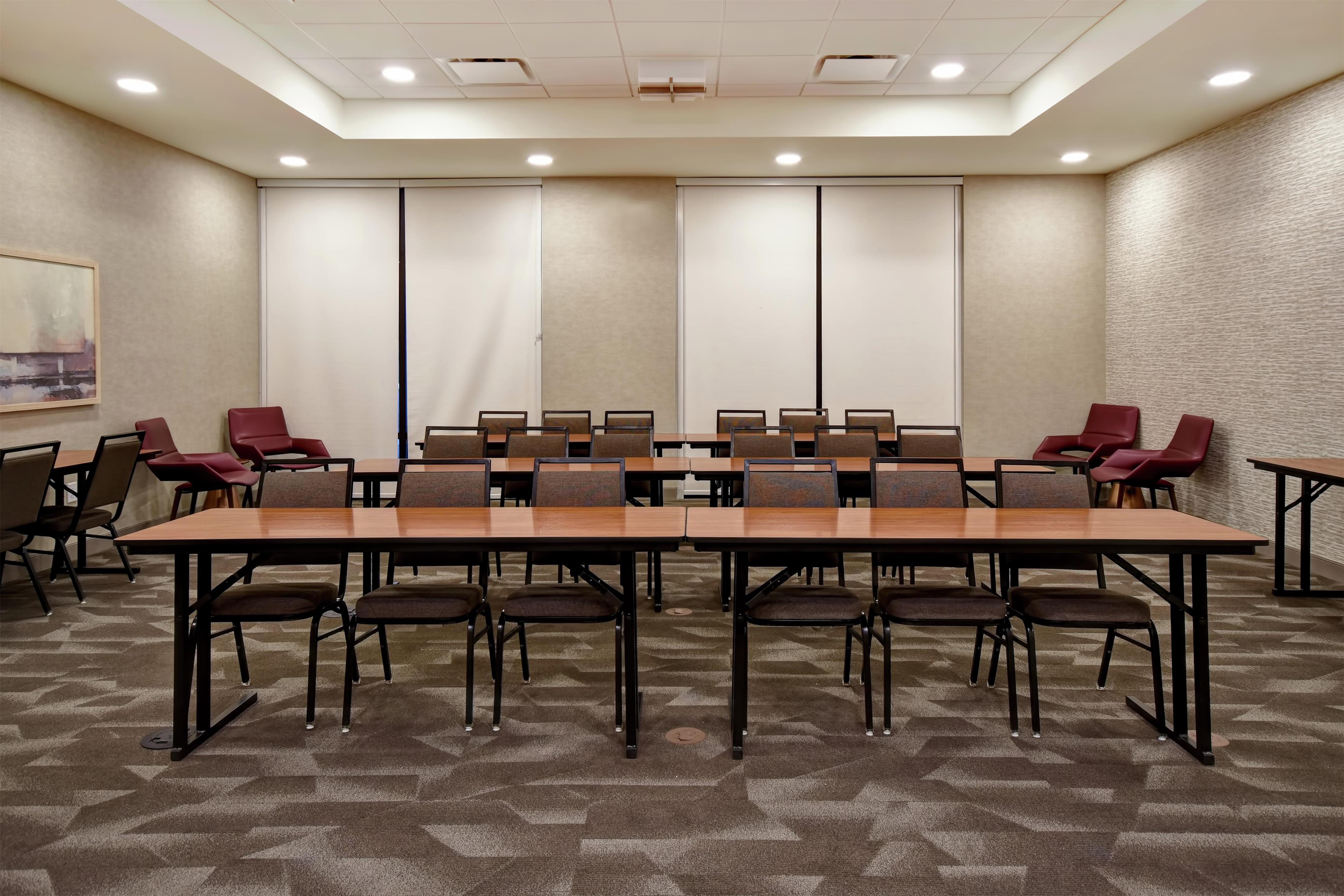 Meeting Room | Home2 Suites by Hilton Jekyll Island