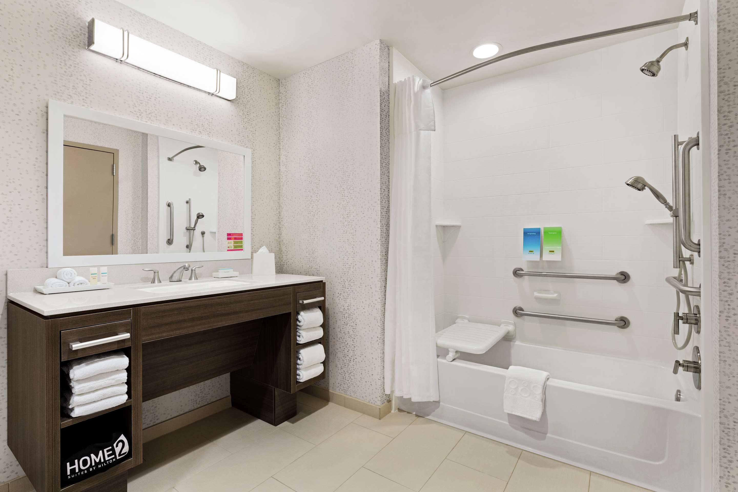 Guest room bath