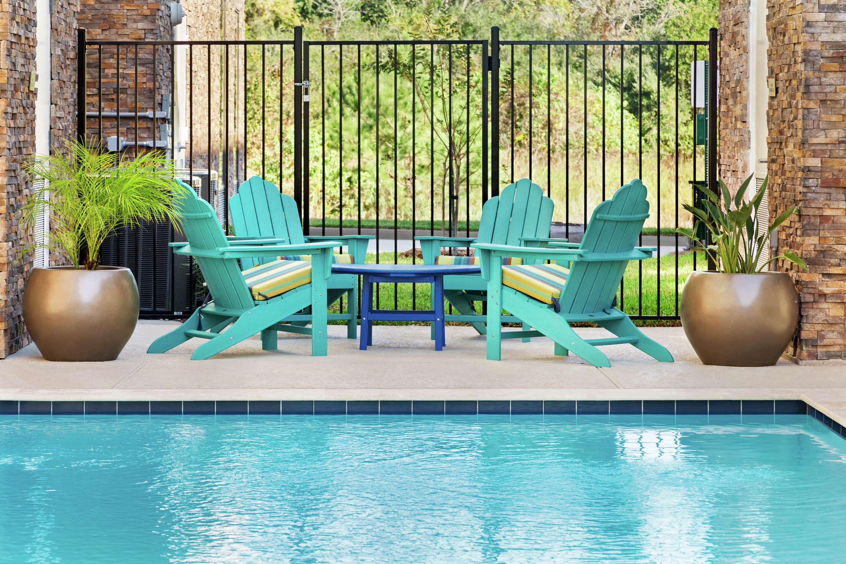 Pool | Home2 Suites by Hilton Houston-Pearland