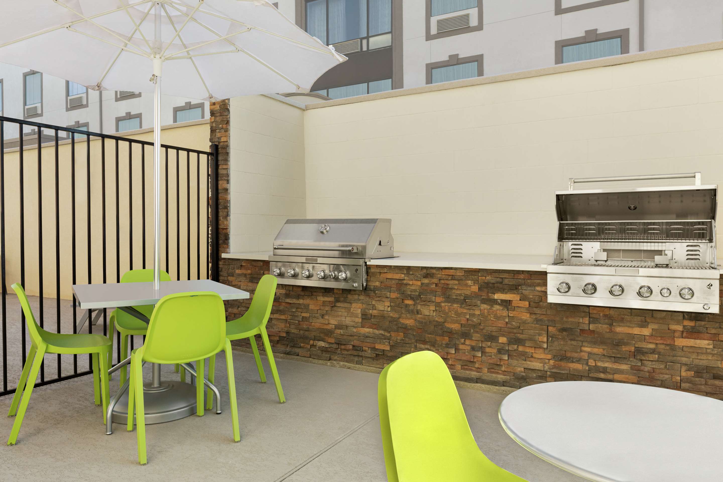 Exterior | Home2 Suites by Hilton Houston-Pearland