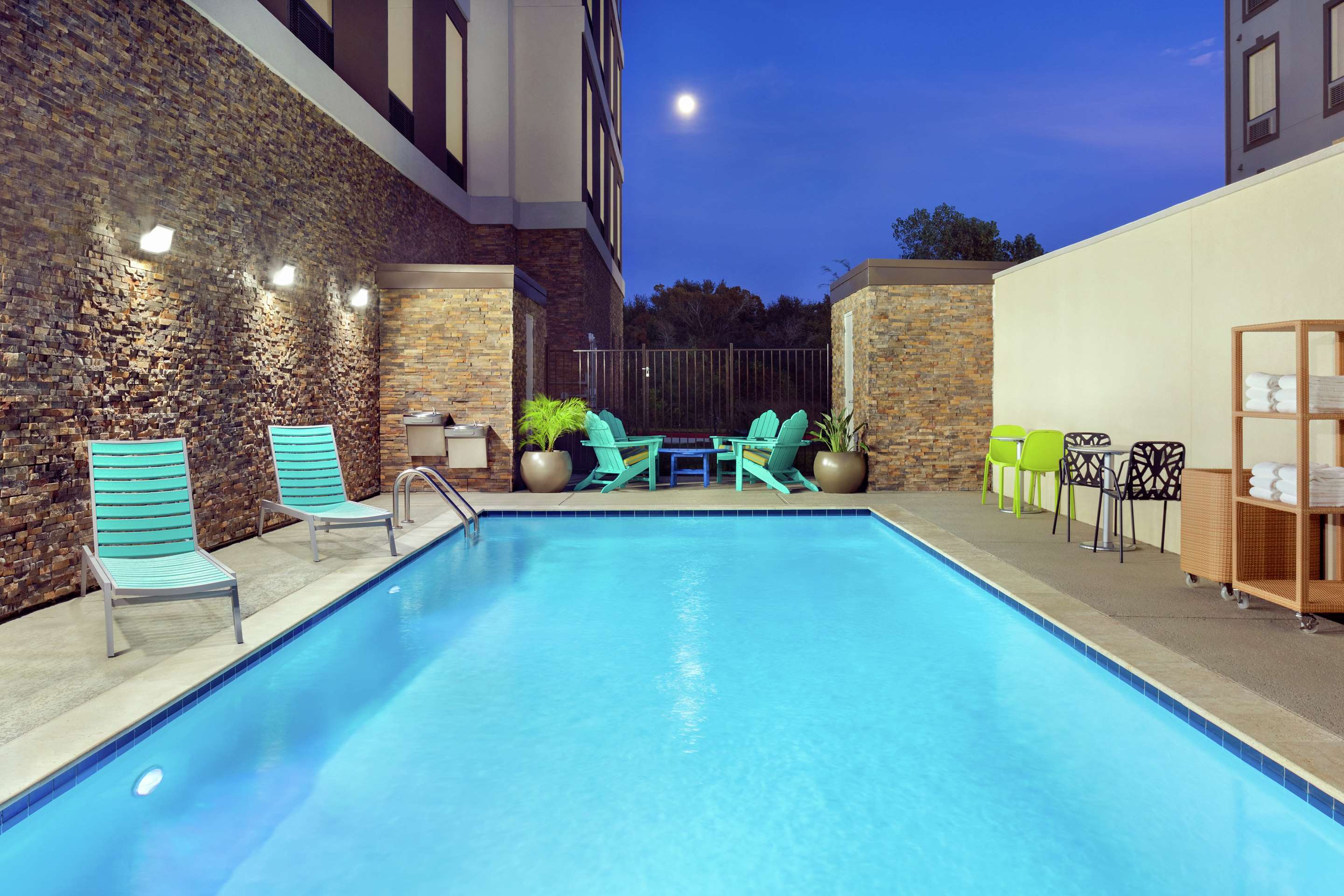 Pool | Home2 Suites by Hilton Houston-Pearland