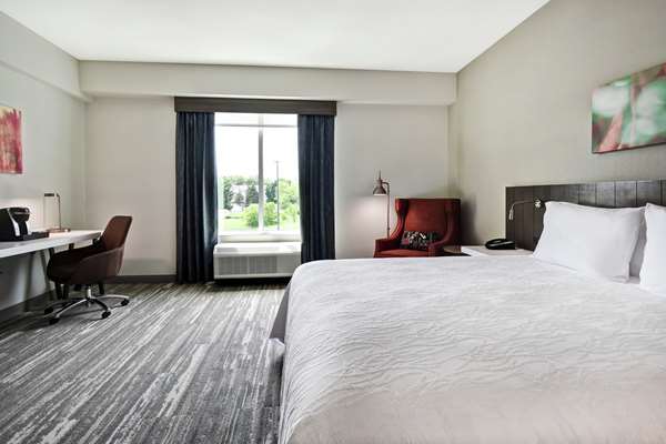  - Hilton Garden Inn West Lansing - I-69 & I-96, Exit 93