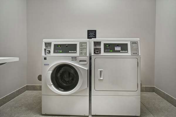  - Hilton Garden Inn West Lansing - I-69 & I-96, Exit 93