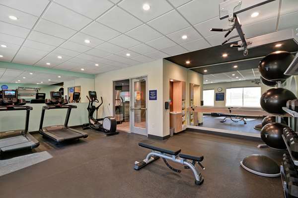 Fitness/ Exercise Room - Tru by Hilton Hotel Denver