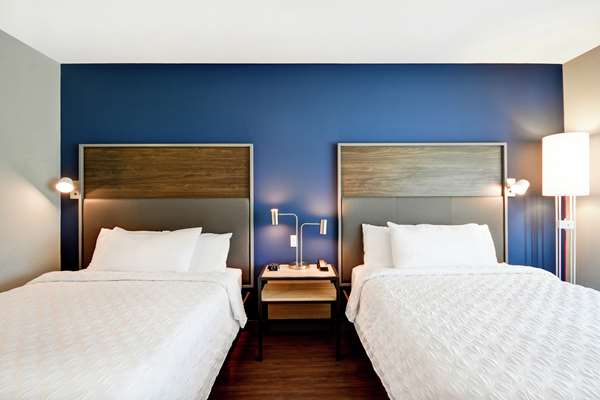  - Tru by Hilton Hotel Denver