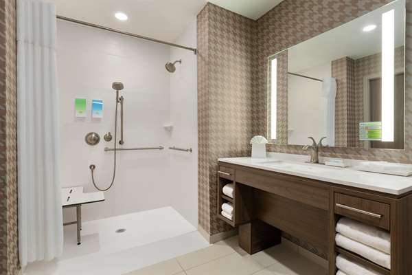  - Home2 Suites by Hilton Airport Portland