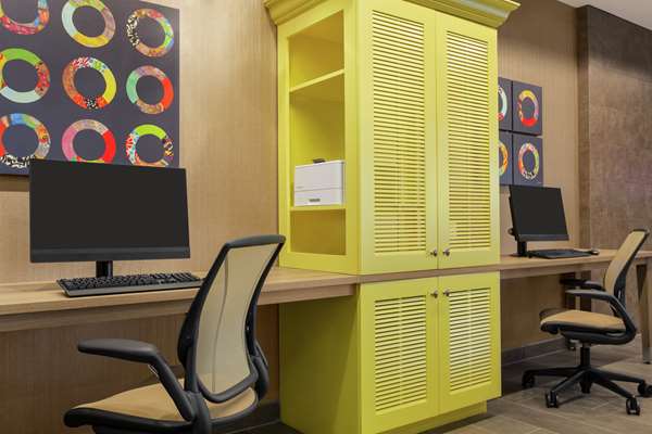 Conference Area - Home2 Suites by Hilton Airport Portland