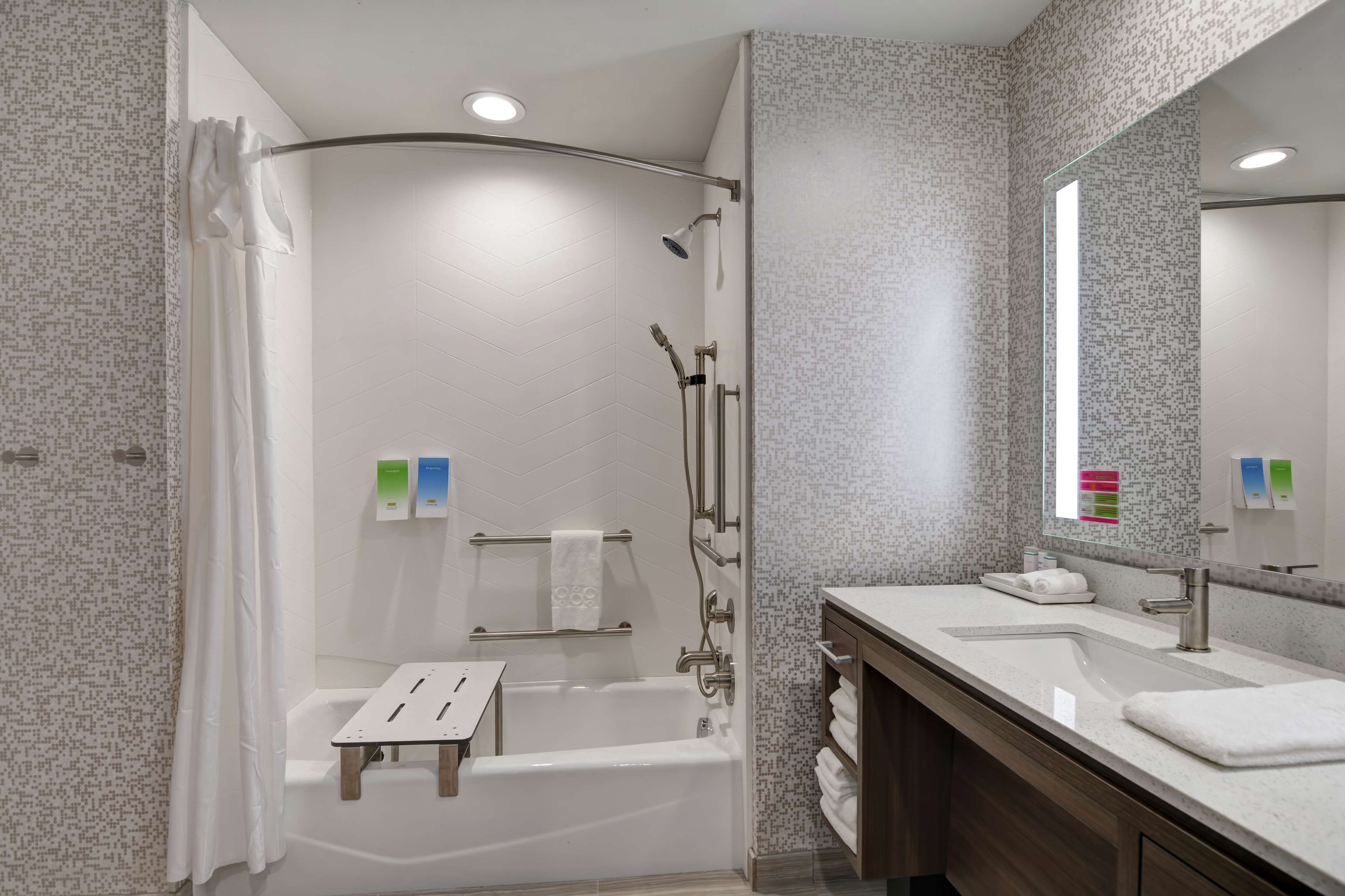 Home2 Suites by Hilton Pecos, TX Room Type - 1KG ACC TUB STUDIO NONSMOK