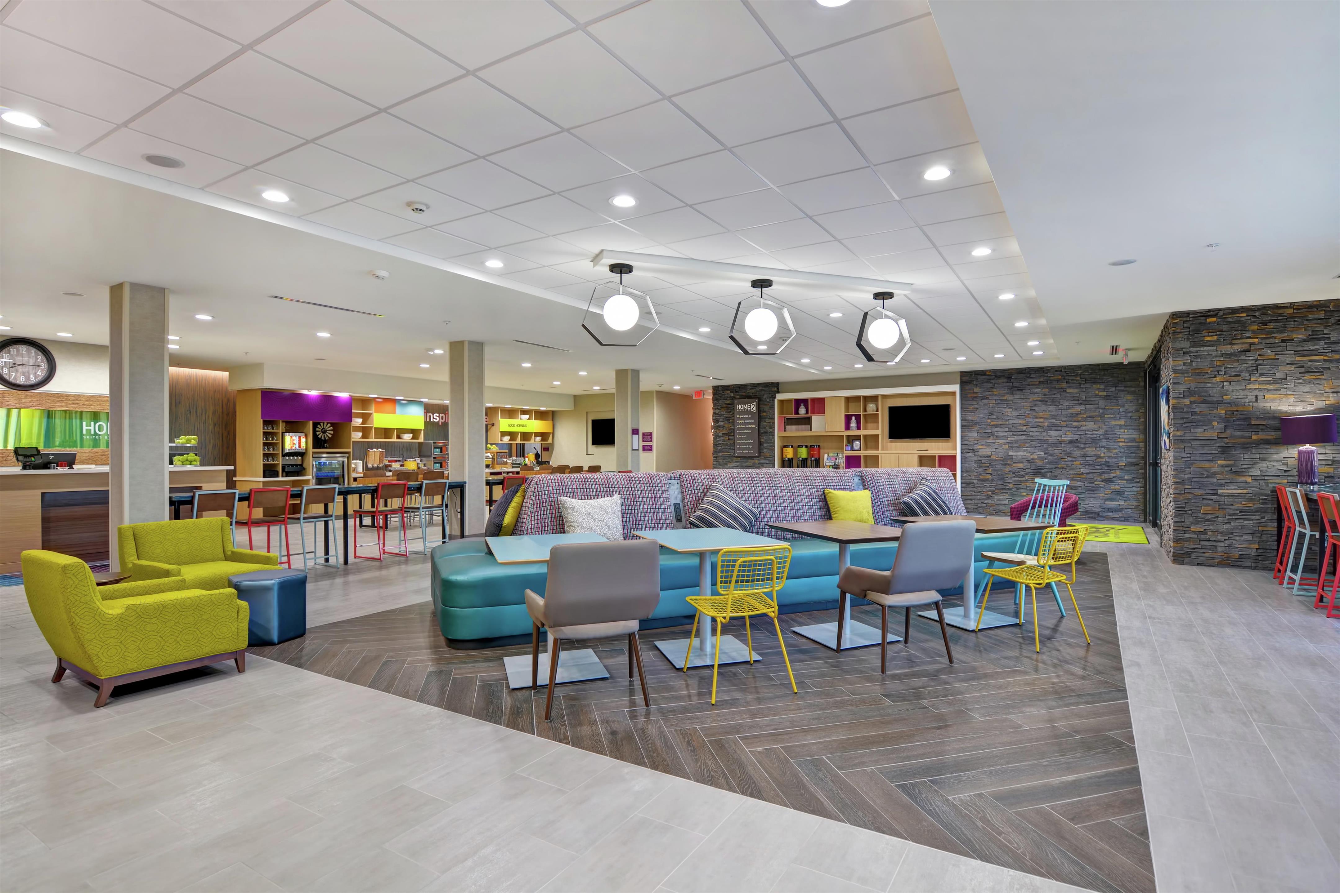 Lobby | Home2 Suites by Hilton Pecos