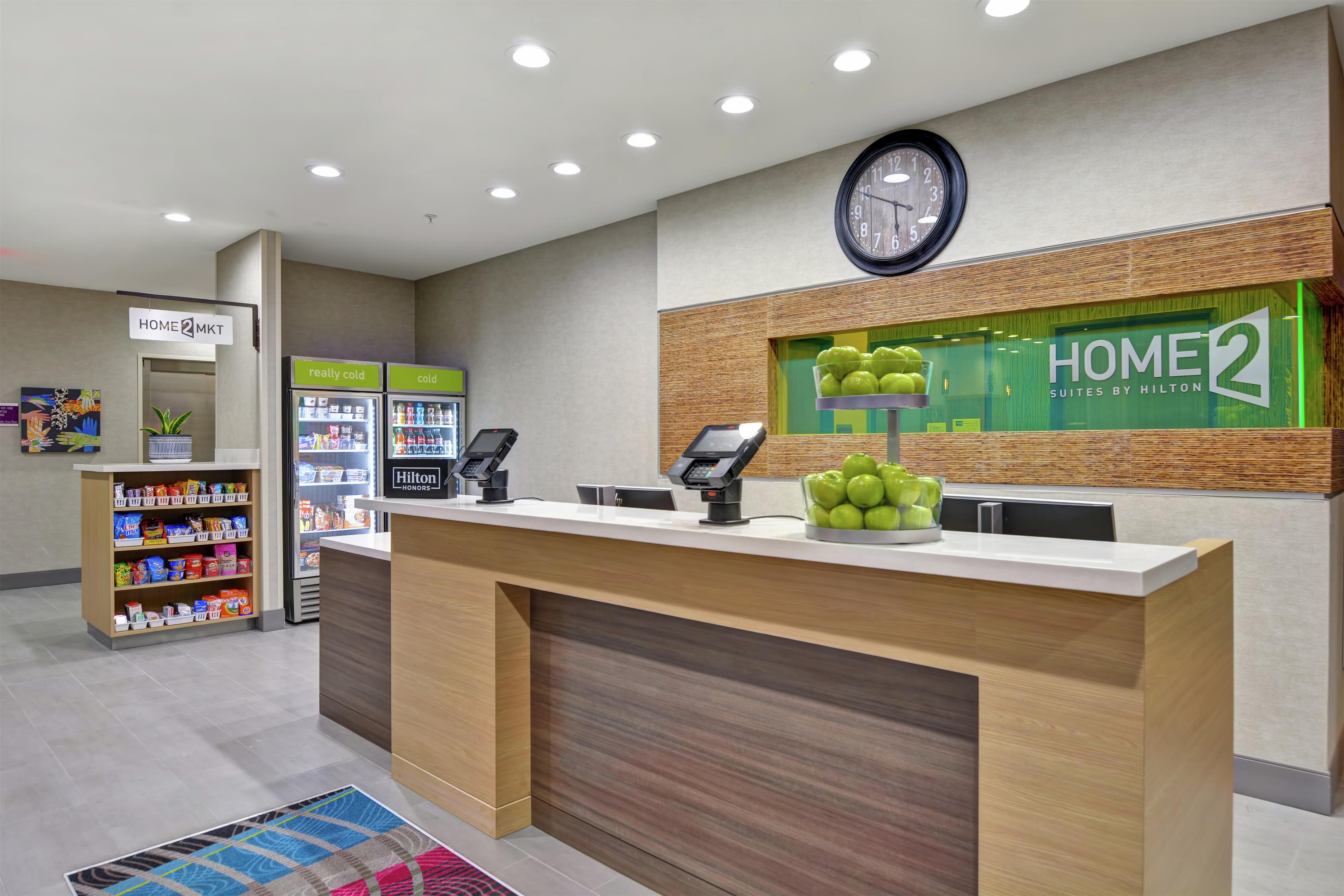 Reception | Home2 Suites by Hilton Pecos