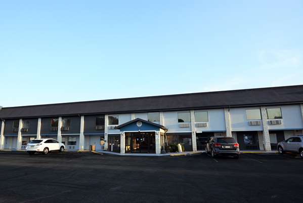 Exterior view - Baymont Inn & Suites Pine Grove