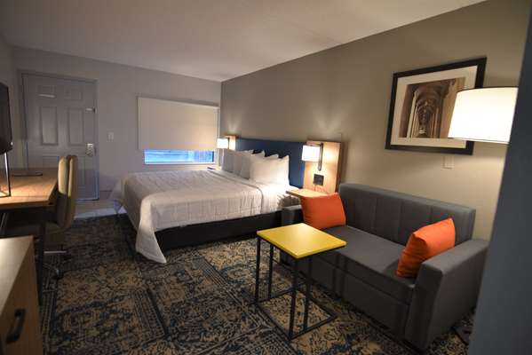  - Baymont Inn & Suites Pine Grove