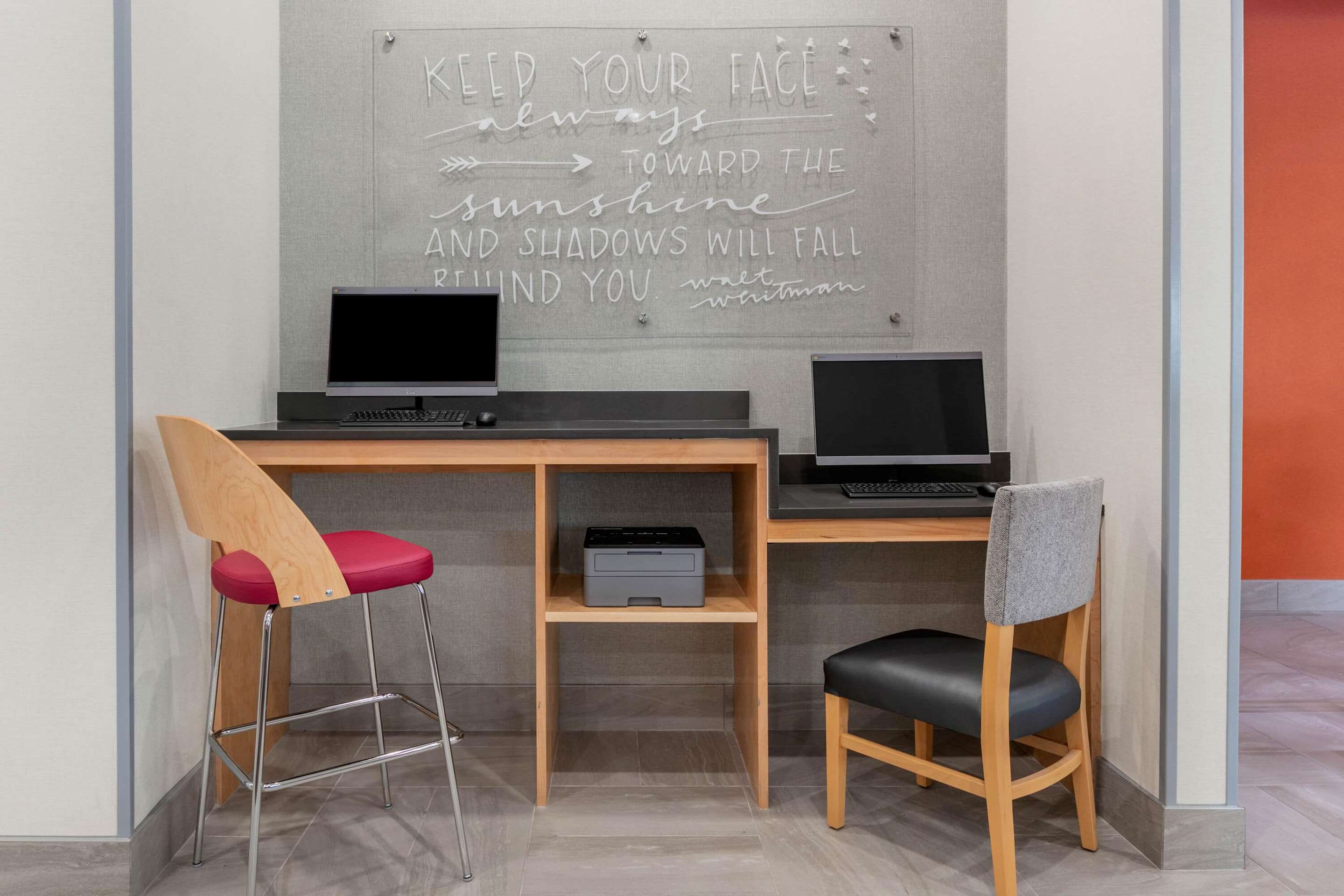 Business Center | La Quinta Inn & Suites by Wyndham Lewisville