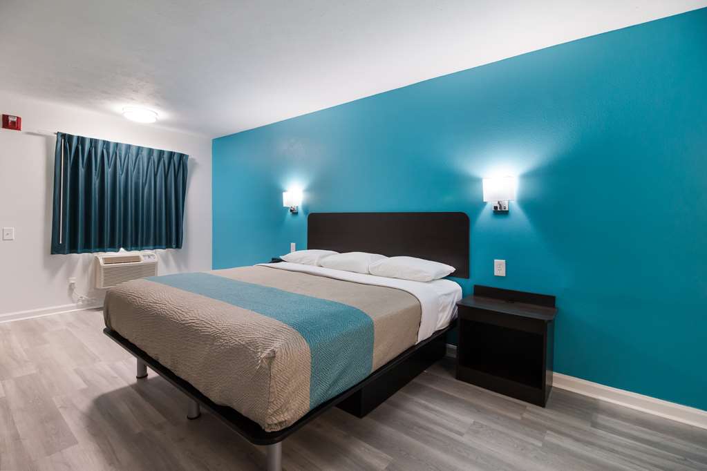 MOTEL 6 METROPOLIS, IL-guestroom-Guest Room,On-Site.jpg