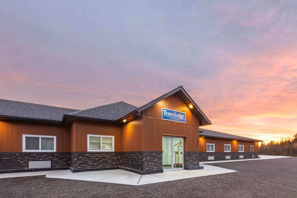Travelodge by Wyndham Cochrane South
