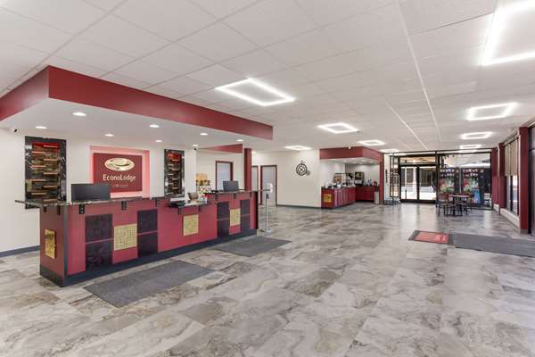  - Econo Lodge Cave City - I-65, Exit 53