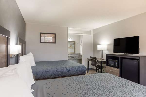  - Econo Lodge Cave City - I-65, Exit 53