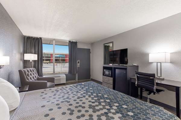  - Econo Lodge Cave City - I-65, Exit 53