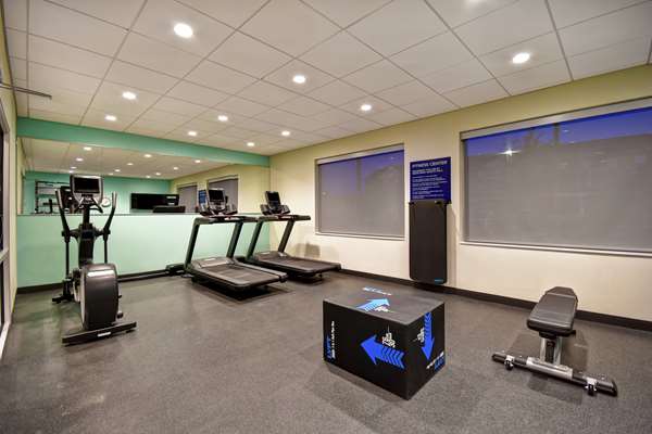 Fitness/ Exercise Room - Tru by Hilton Cincinnati Airport South Florence