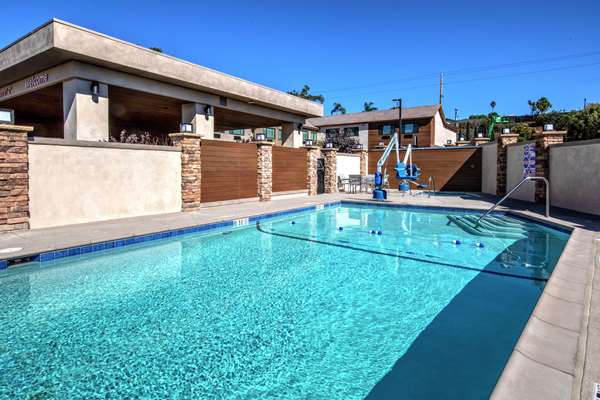 Pool - Hampton Inn Cardiff by the Sea - I-5, Exit 40