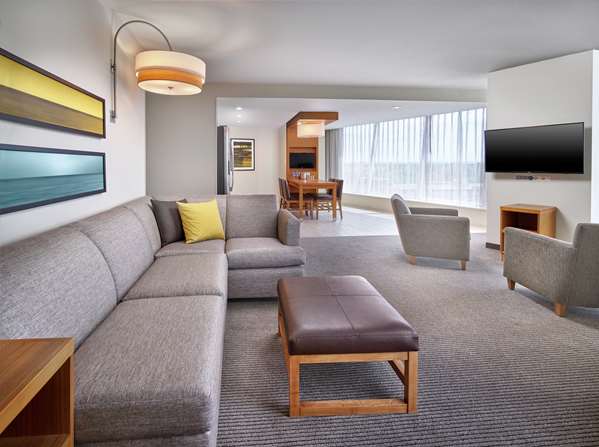  - DoubleTree by Hilton Hotel Downtown Edmonton