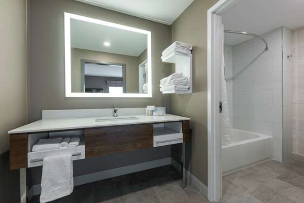  - Hampton Inn & Suites Charlottetown