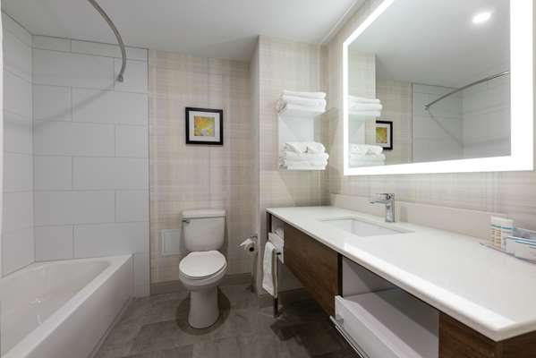  - Hampton Inn & Suites Charlottetown