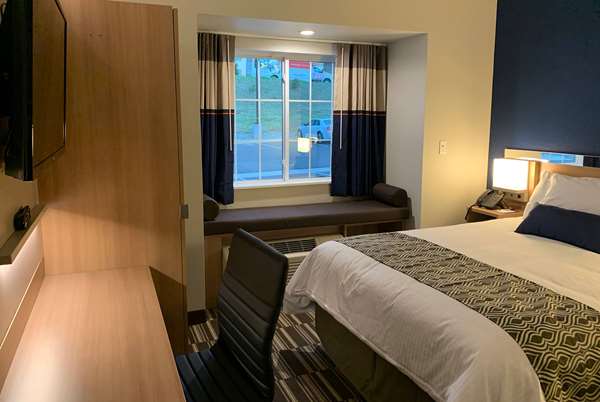  - Microtel Inn & Suites by Wyndham Woodland Park