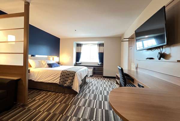  - Microtel Inn & Suites by Wyndham Woodland Park