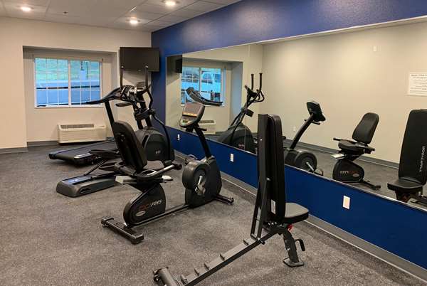 Fitness/ Exercise Room - Microtel Inn & Suites by Wyndham Woodland Park