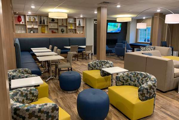  - Microtel Inn & Suites by Wyndham Woodland Park