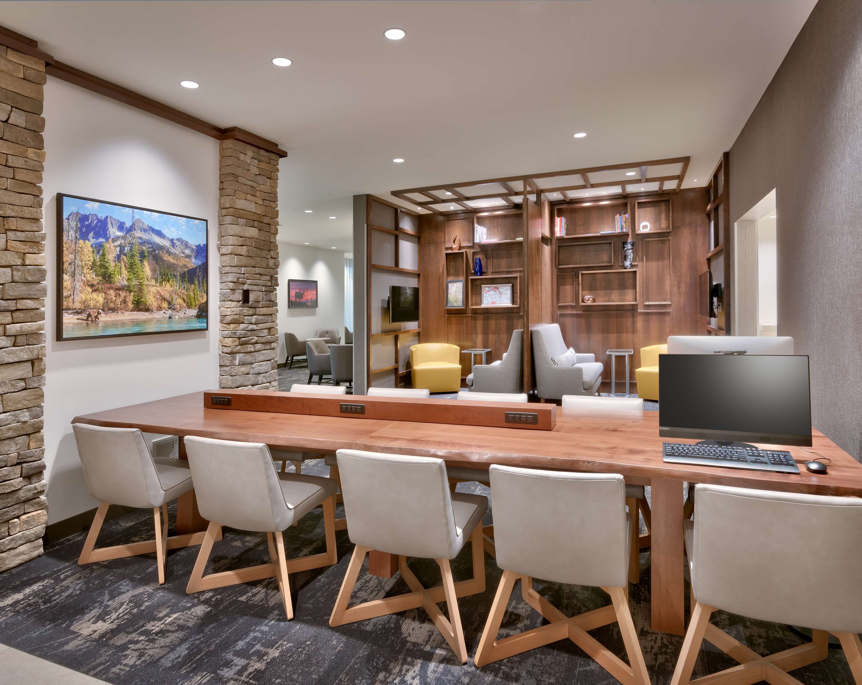 Lobby | Hyatt Place Anchorage Midtown