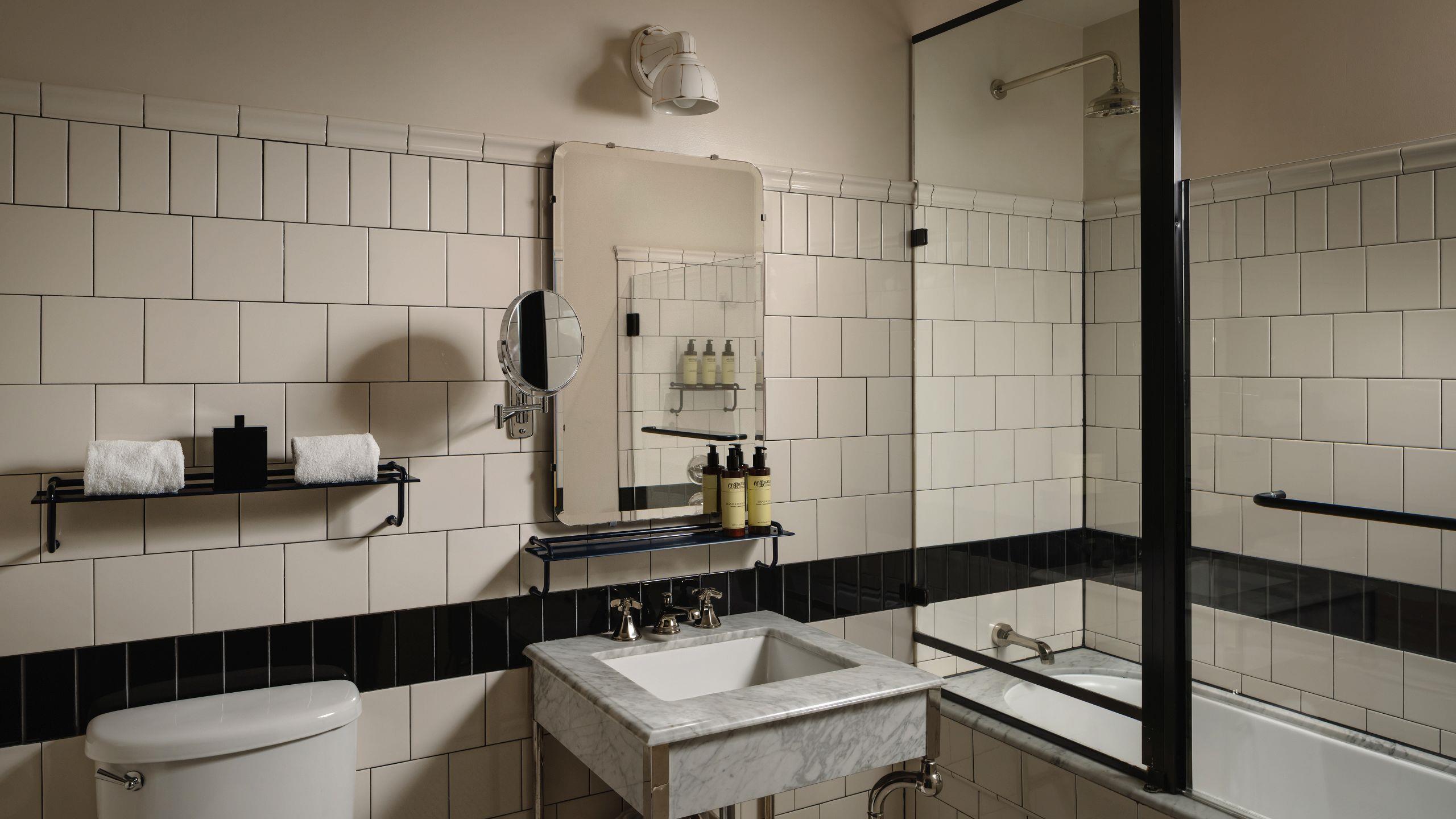 Chicago Athletic Association, a Hyatt Hotel - Tap to explore photos