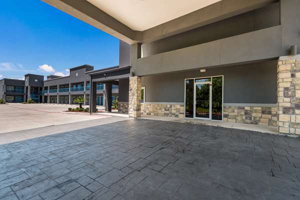 Exterior view - Americas Best Value Inn & Suites Porter