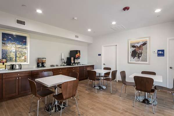 Restaurant - Americas Best Value Inn & Suites Porter