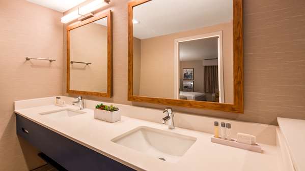  - Aiden by Best Western at Cape Point Hotel