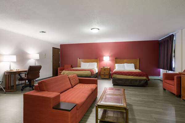 Suite - Econo Lodge Inn & Suites Escanaba