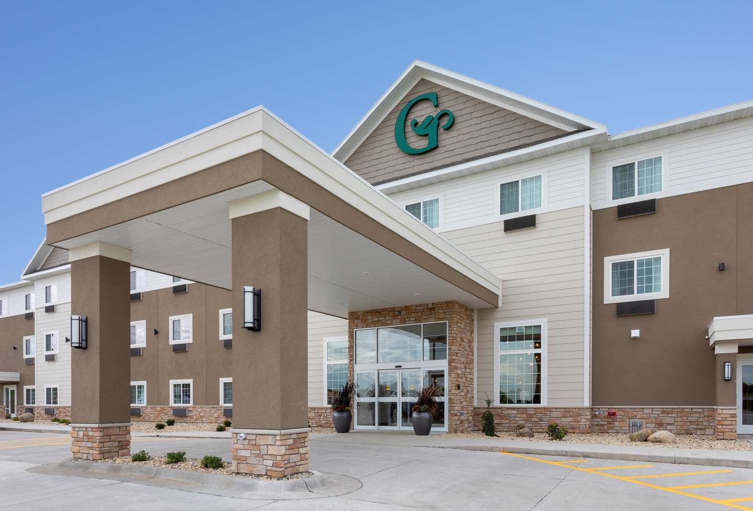 GrandStay Hotel & Suites Rock Valley, IA See Discounts