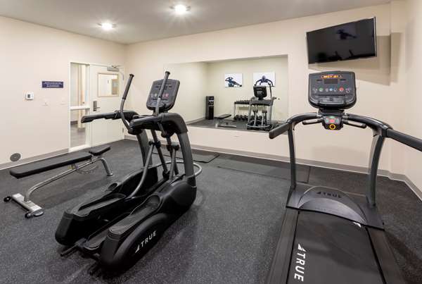 Fitness/ Exercise Room - GrandStay Hotel & Suites Rock Valley