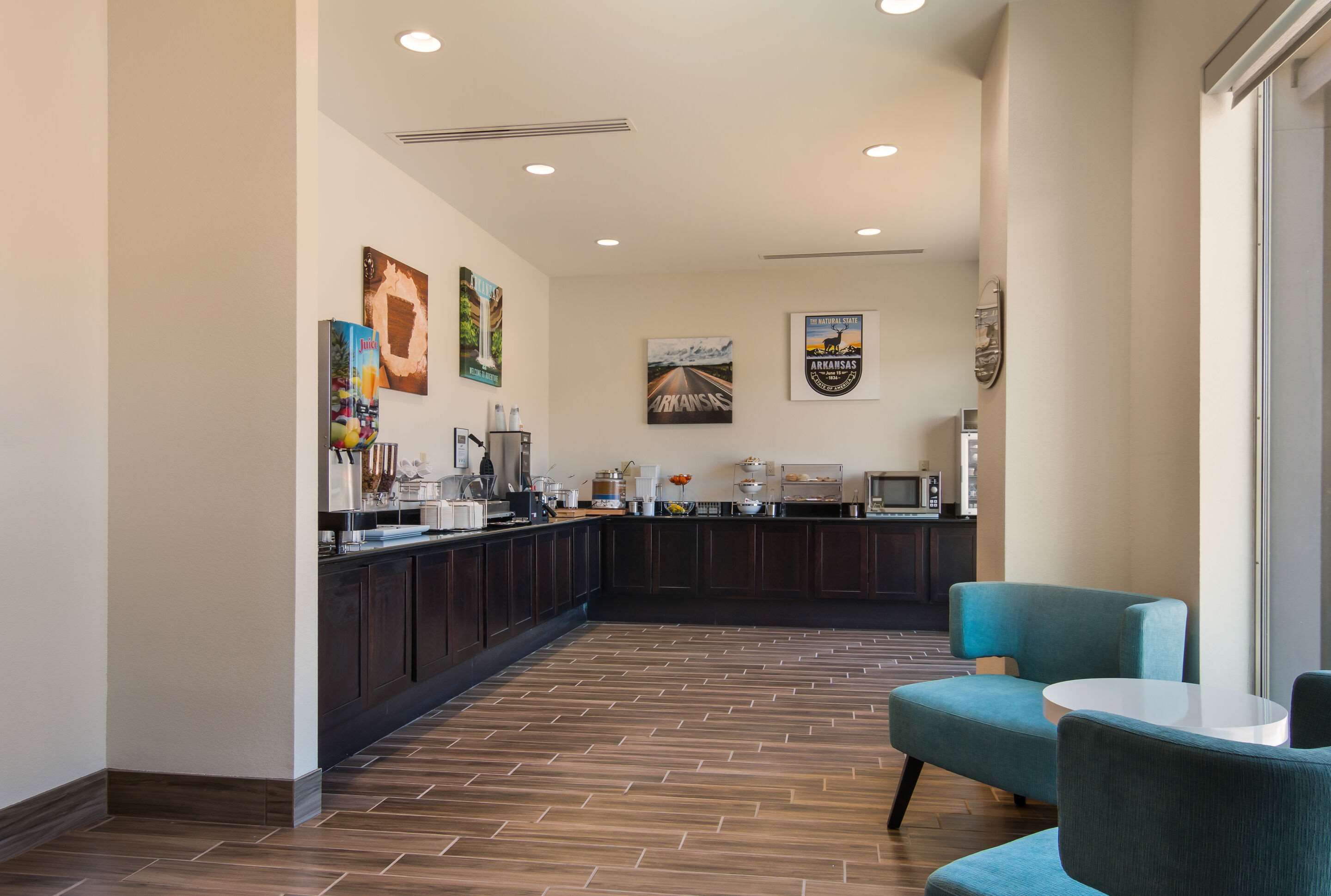 Breakfast area