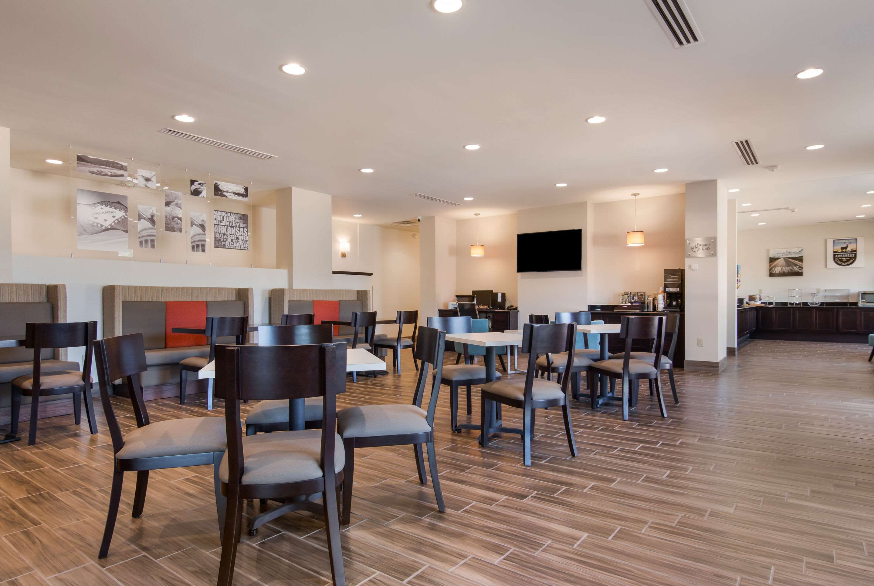 Breakfast area