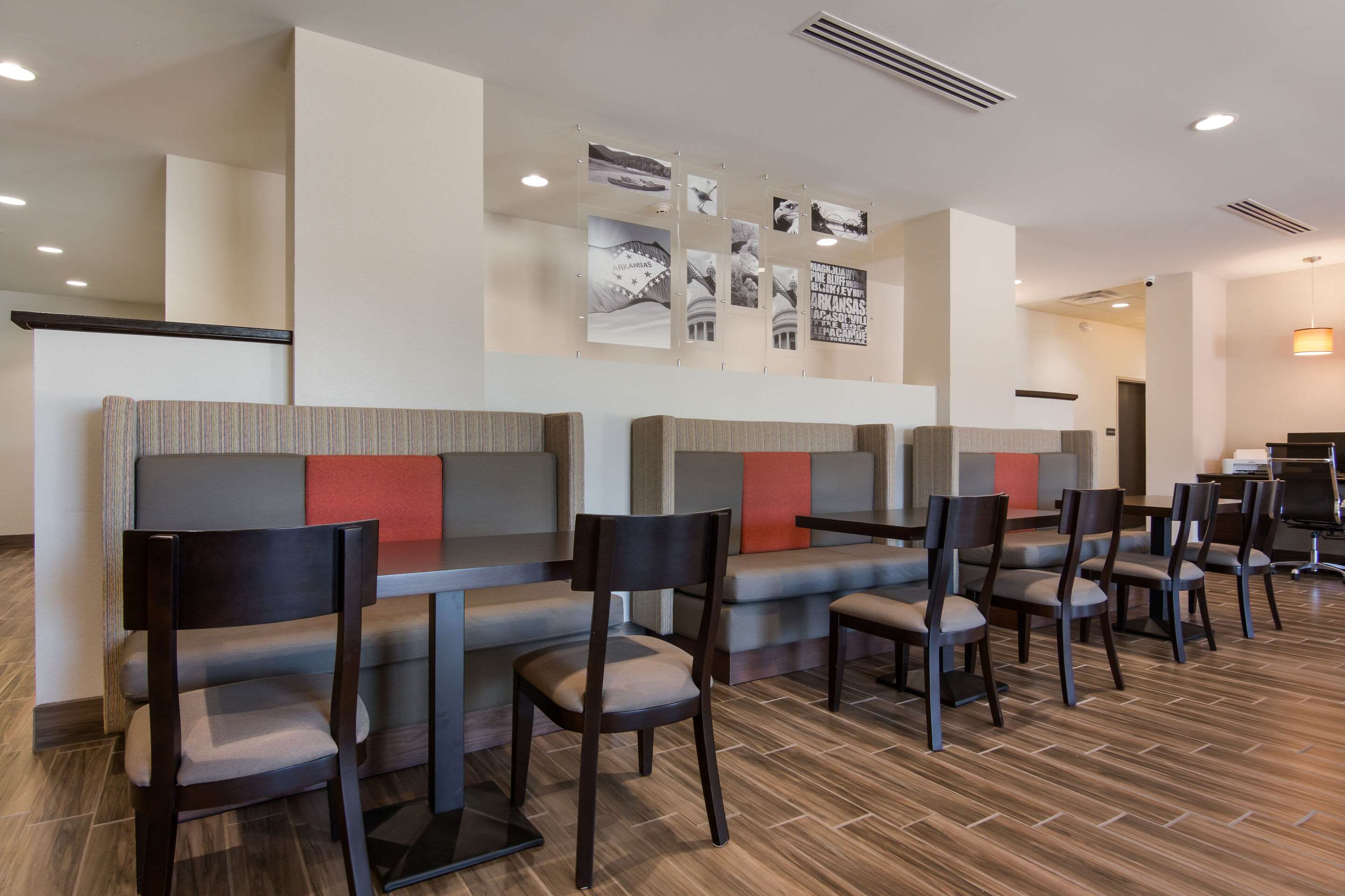 Breakfast area