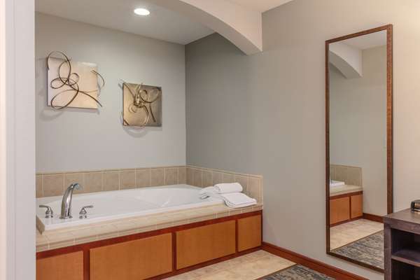  - Copperleaf Boutique Hotel & Spa Appleton