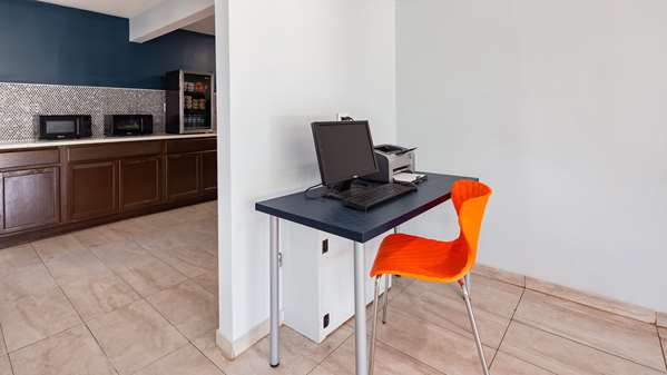 Conference Area - SureStay Hotel by Best Western Olathe - I-35, Exit 218