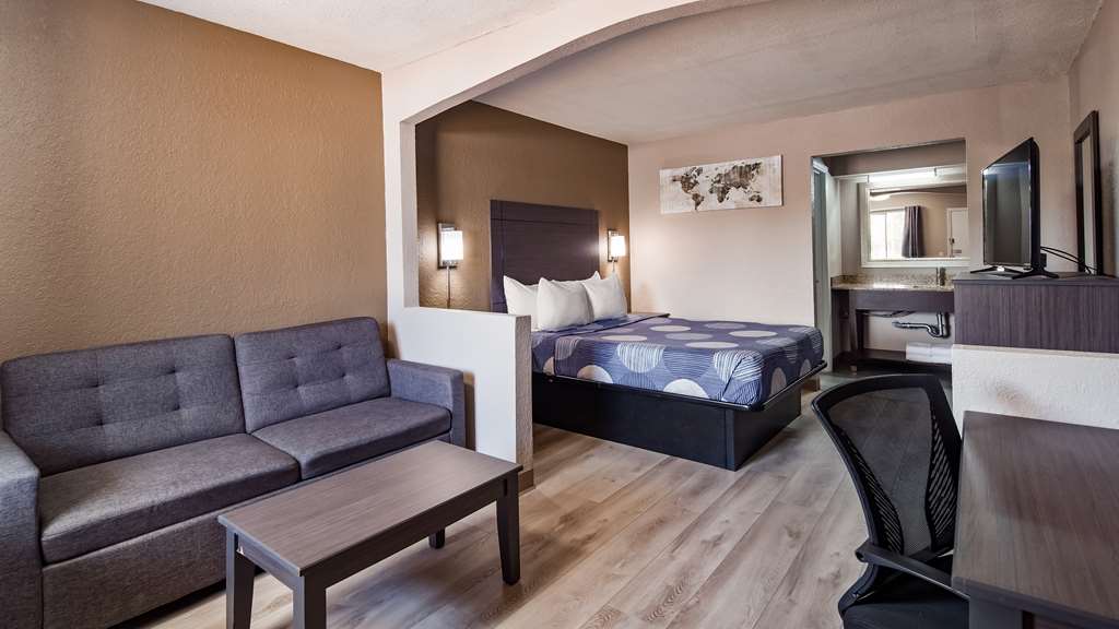 SureStay by Best Western Olathe-guestroom-Guest Room,On-Site.jpg